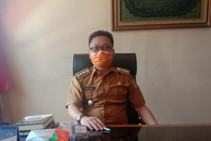 Camat Cibarusah, Muhamad Kurnaepi